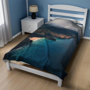 M25 Velveteen Plush Blanket: "Maui Coastline"