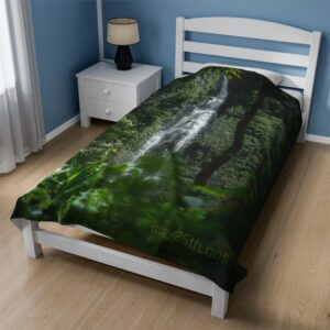 M25 Velveteen Plush Blanket: "Waterfall"